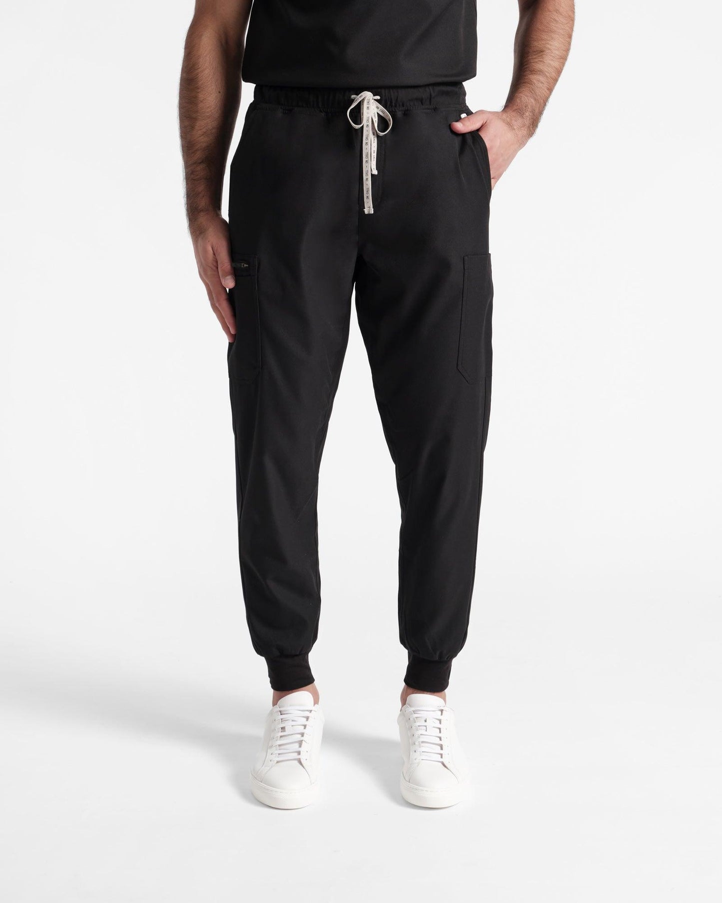 STAT Jogger Cargo in Black - On Call