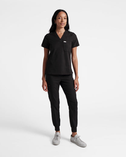 Women's scrub top in black